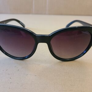 Christian Siriano Chic Black Sunglasses Niki 56 17 141 Blk